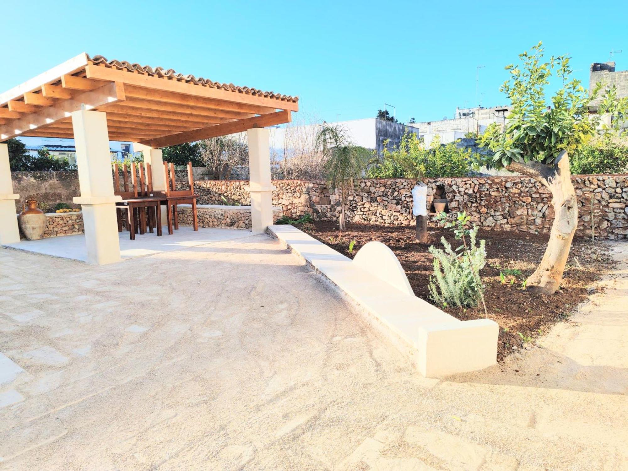 The Art Of Leo Bed & Breakfast Lucugnano Exterior foto